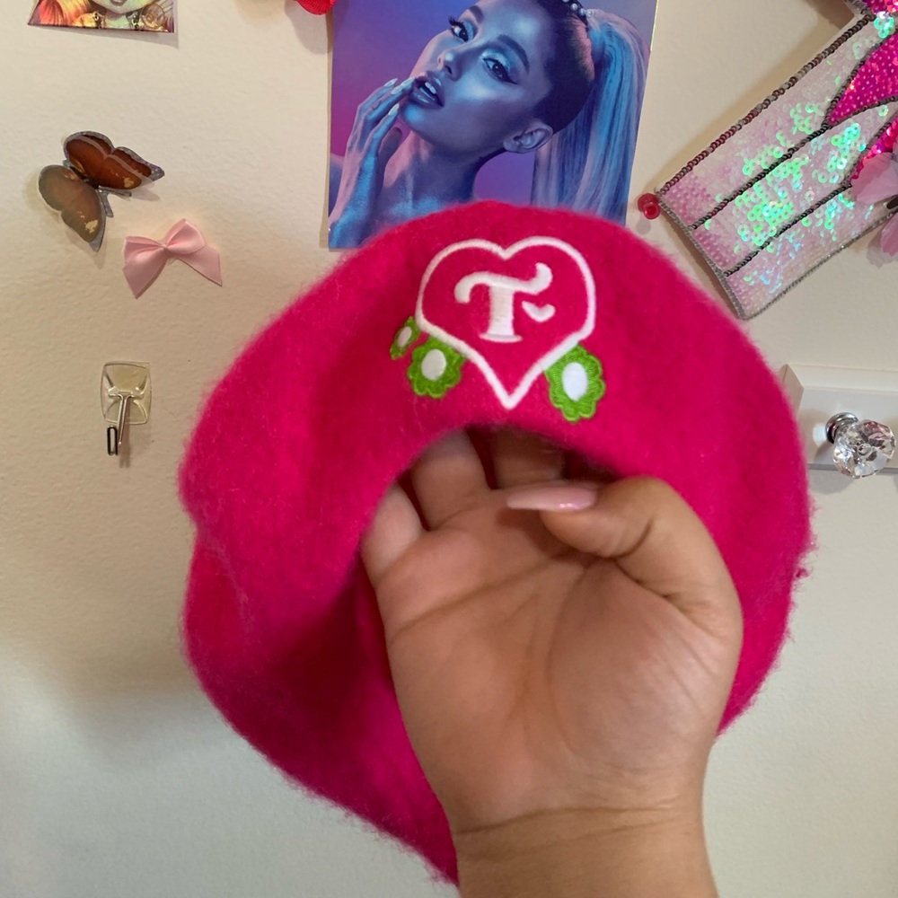 Trixi Mattel beret